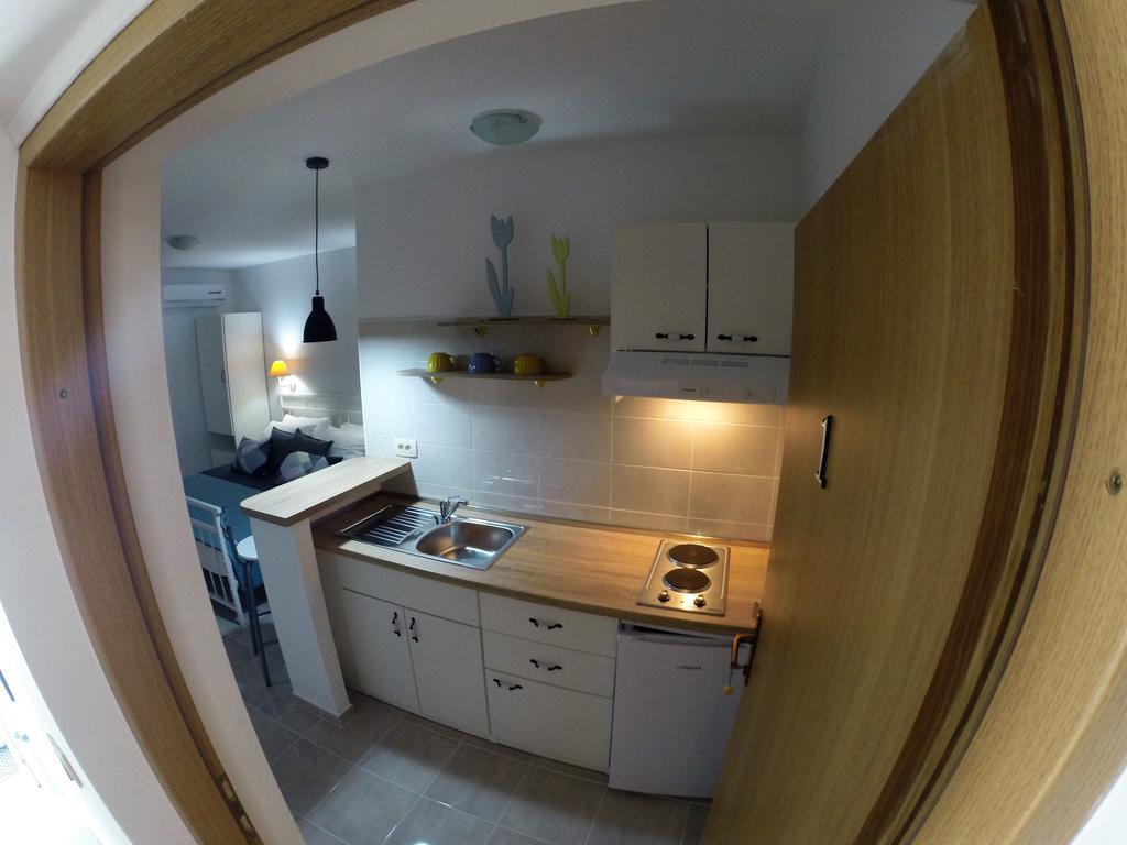 Apartment Luna Drvenik  Esterno foto