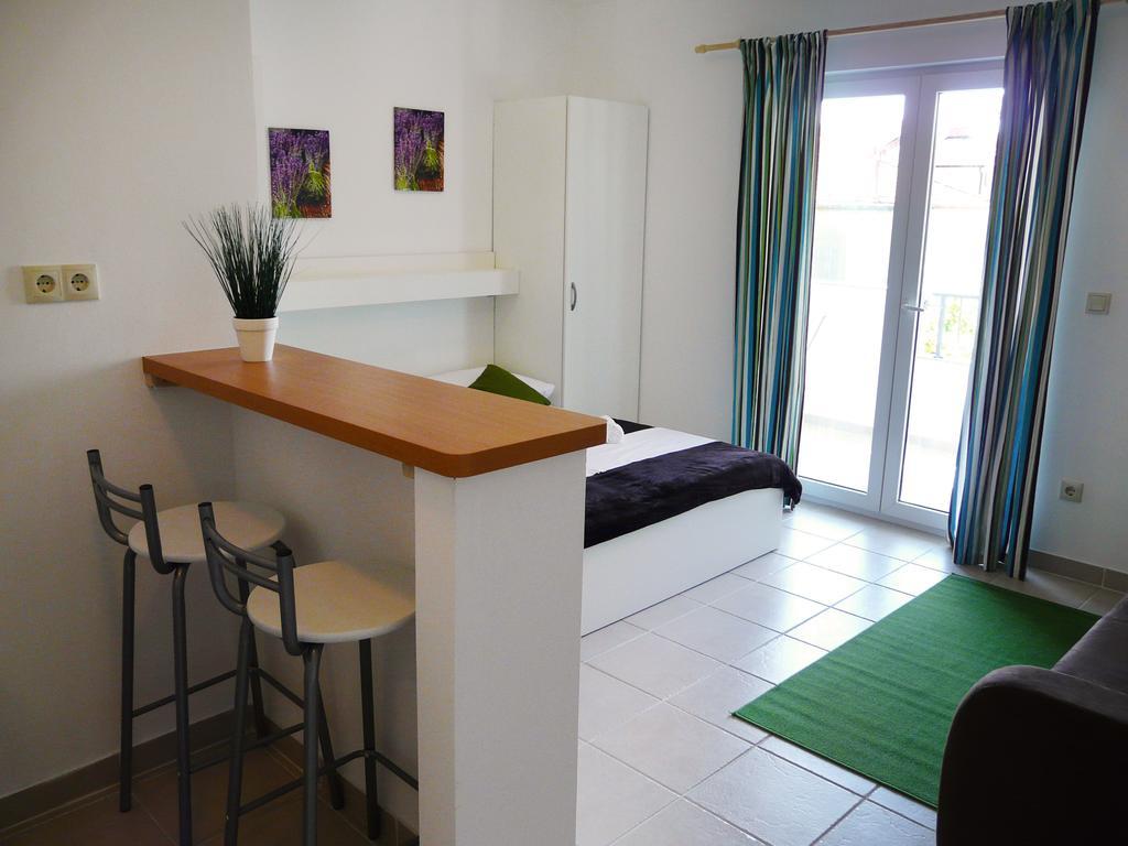 Apartment Luna Drvenik  Esterno foto
