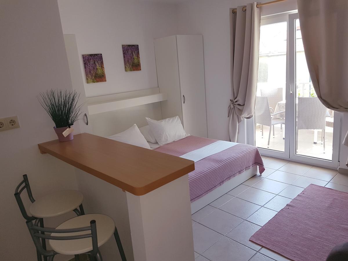 Apartment Luna Drvenik  Esterno foto
